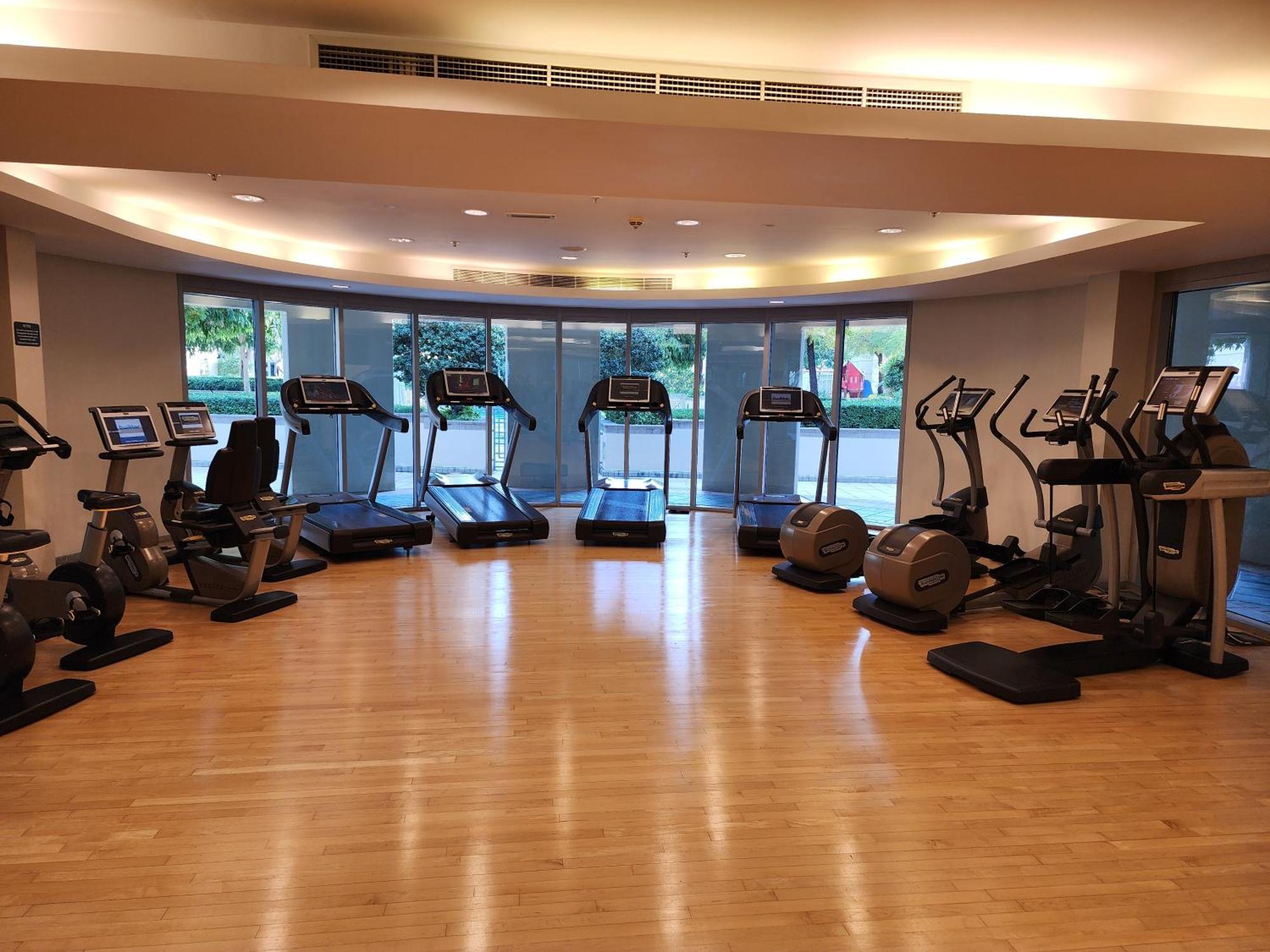 شقة Downtown Oasis, Burj Khalifa Views, Luxury Amenities دبي المظهر الخارجي الصورة